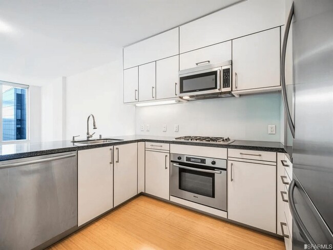 Photo - 318 Spear St Condo