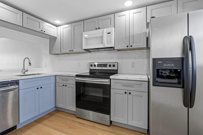 Photo - 6075 N Sabal Palm Blvd Unit 301