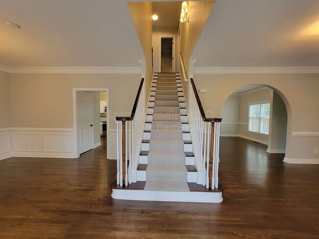 Photo - 3239 Osborne Rd NE