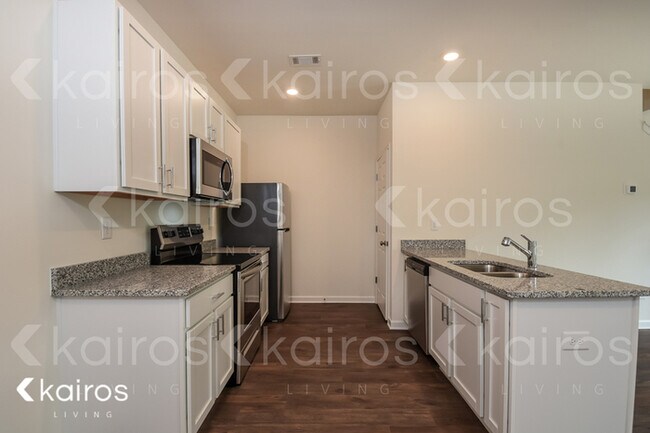 Photo - 123 Dudley Wy