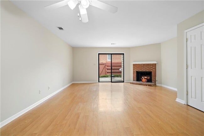 Photo - 2894 Webb Bridge Rd
