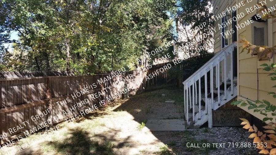 Photo - 894 Dawn Break Loop