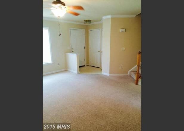 living room - 850 Marquette Dr