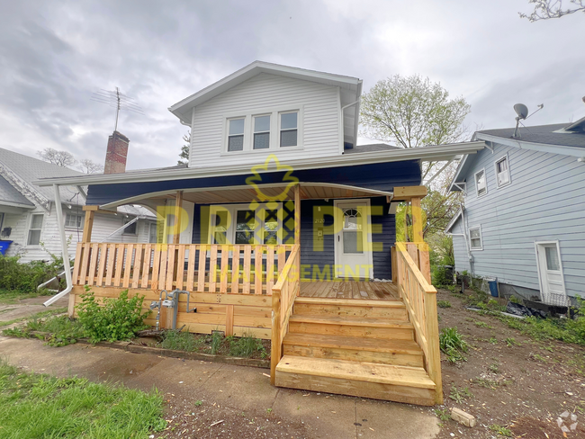 Building Photo - 3 bedrooms 2 bathrooms house for rent