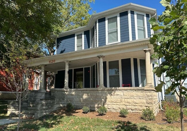 Photo - 626 N. College Ave.