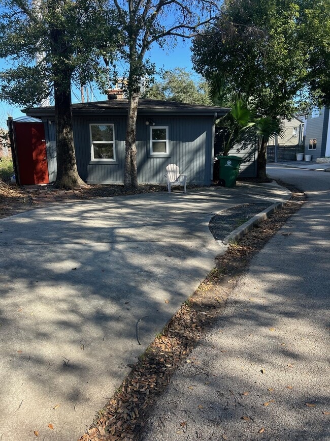 Photo - 1922 Vassar St