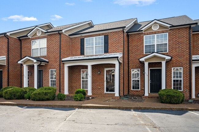 Photo - 213 Stewarts Landing Cir