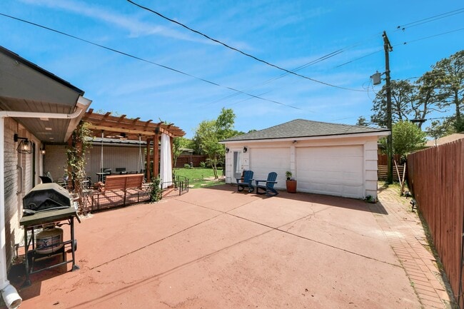 Photo - 5523 Cheena Dr