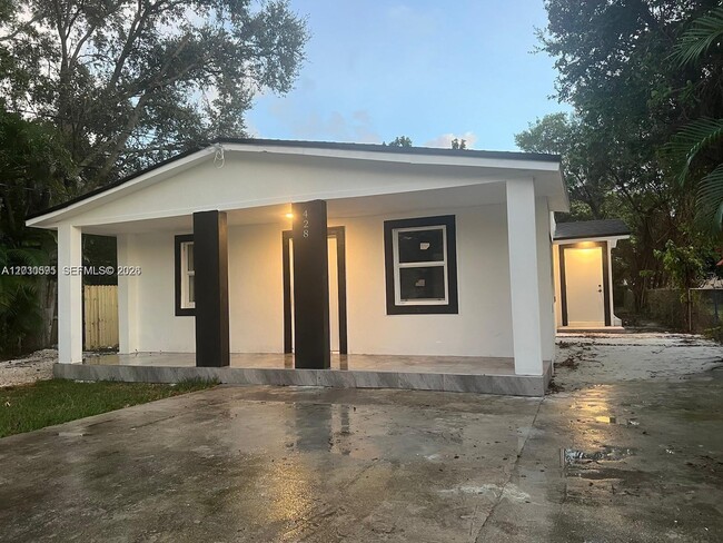 Building Photo - 428 NW 97th St