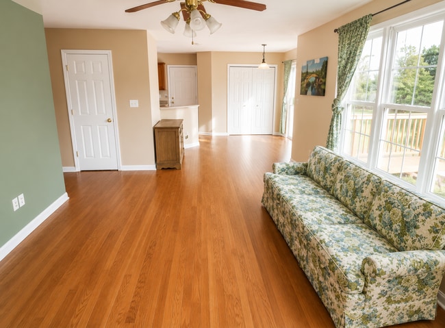 Photo - Blacksburg, 4 BR / 2.5 BA Available August 21