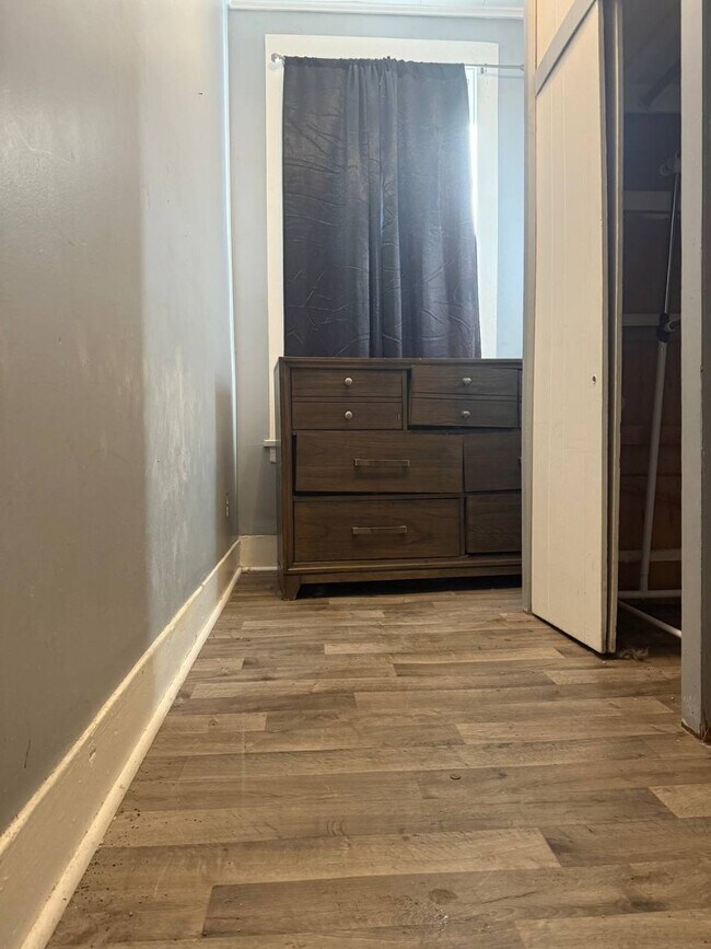 Photo - 11339 S Langley Ave Unidad 1