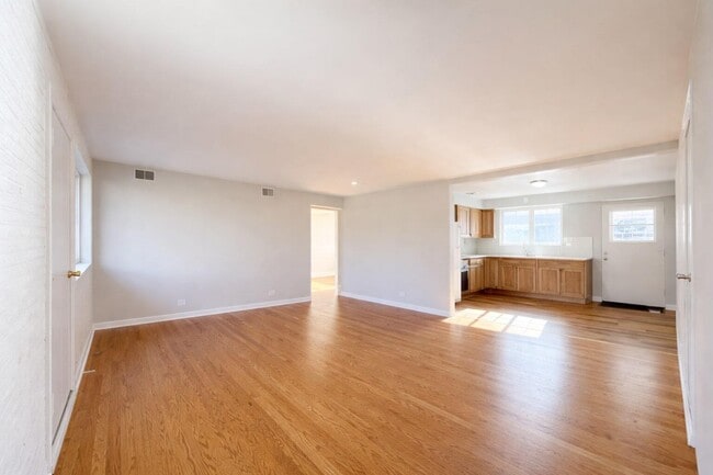 Photo - 10 Garden Dr Unit 8