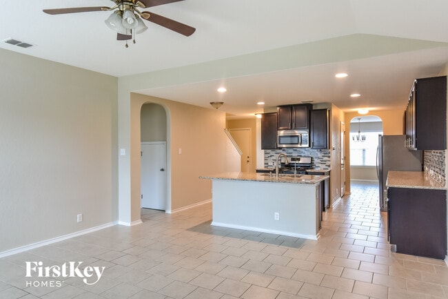 Photo - 14008 Shivers Cv