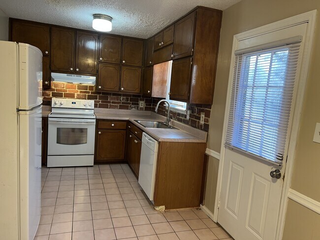 Photo - 8431 Moultrie Dr