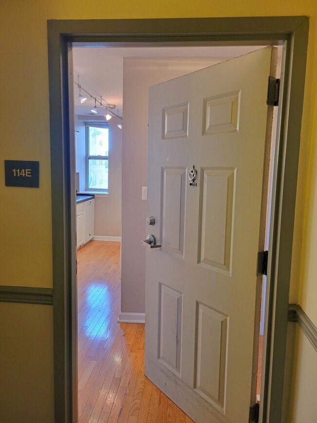 Photo - 1308 Clifton St NW