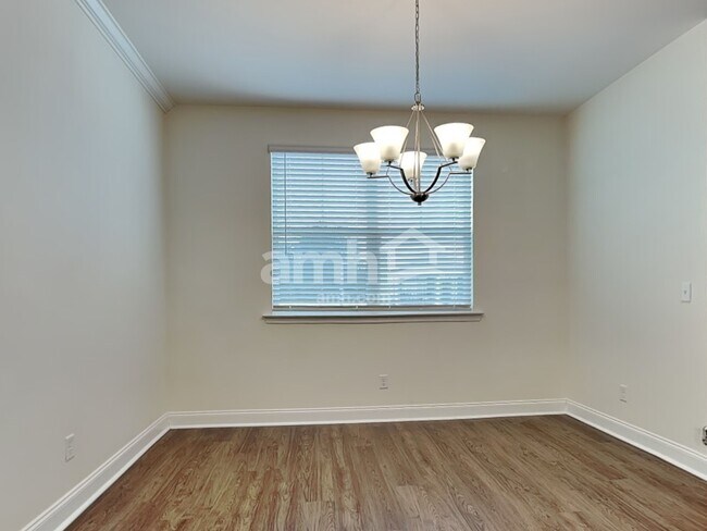 Photo - 208 Clearwater Cir