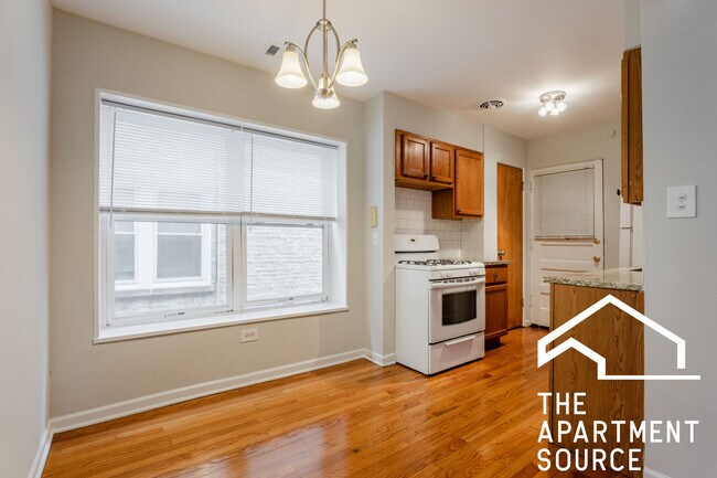 Photo - 6535 N Mozart St Unit 1F