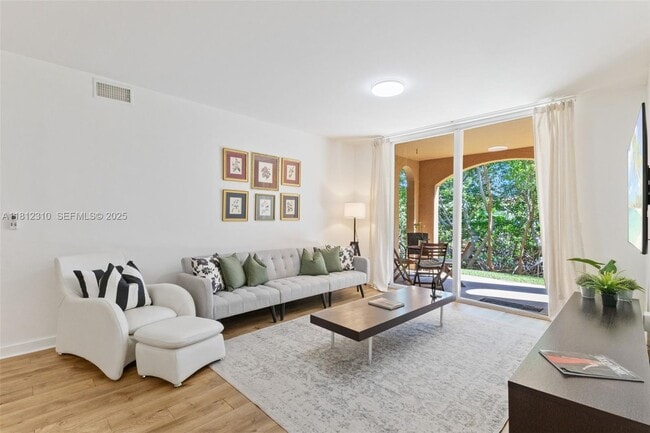 Photo - 19999 E Country Club Dr Unit 1106