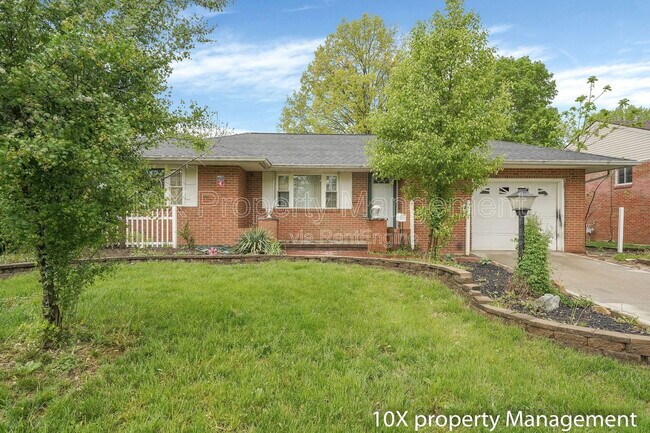 Photo - 2892 Longfield Rd