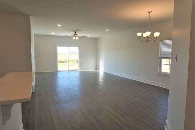 Photo - 4 Bedroom, 2 Bath Home in Valley View