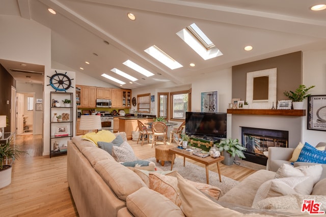 2417 Bryan Ave