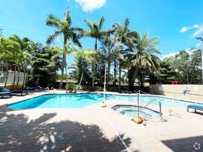 Building Photo - 3500 Coral Way Rental