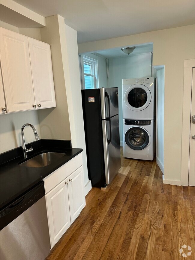 Rentals near Northern Avenue and Tide Street Page 3