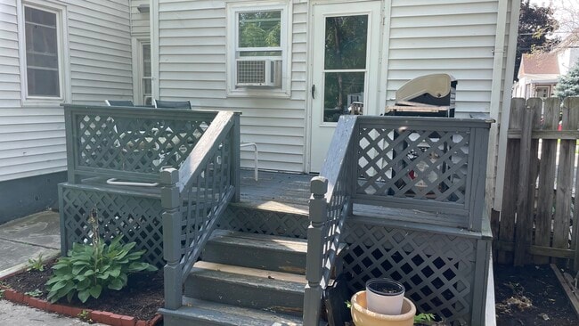 28-30 Columbia Ave Unit 2