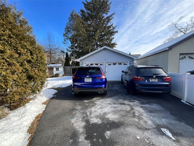 Photo - 32 Prairie Ave