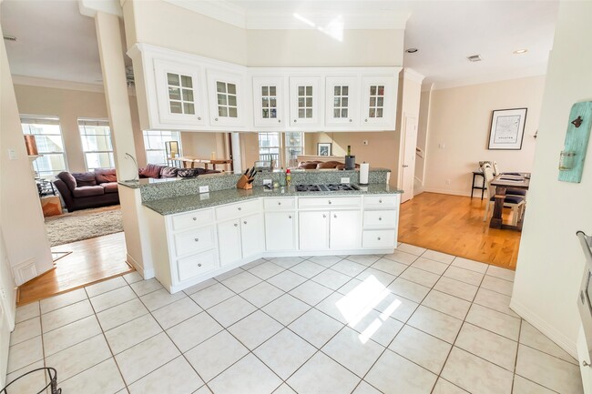 Photo - 3011 Houston Ave