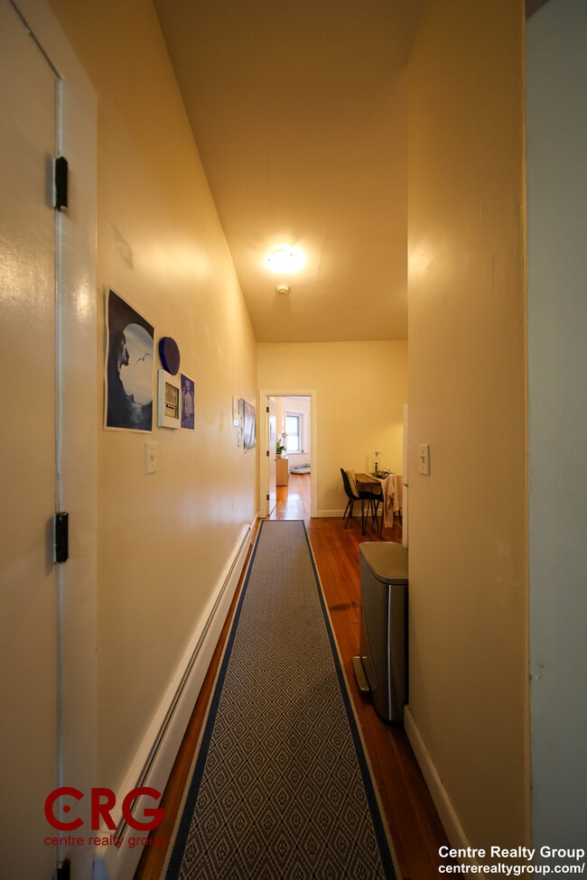 Photo - 1728 Beacon St Unit 1
