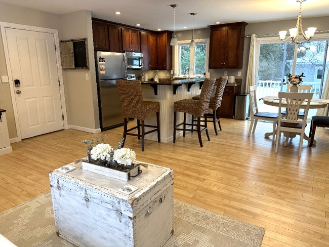 Photo - 12 Charles St