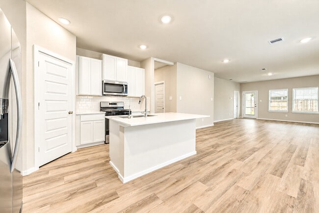 18539 Lndg Mdws Ln