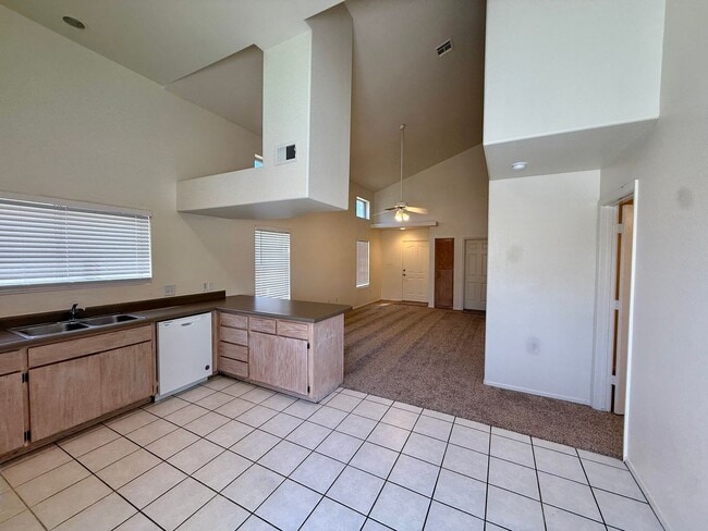 Photo - 2 Story Townhouse - Rancho Del Oro