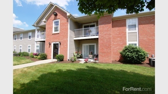 Photo - 185 - COUNTRY VIEW APARTMENTS