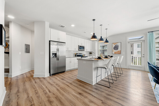 Phase II Kitchen - Flats at East Atlanta