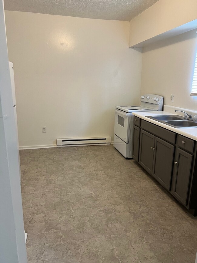 Photo - 1304 Fairfax Ave NW Unit Apt A