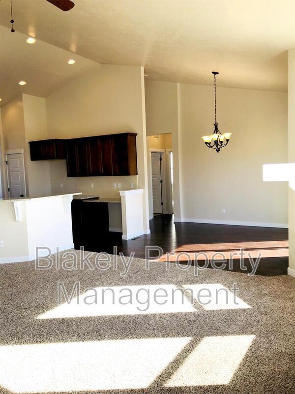 Photo - 6705 E Thornton St