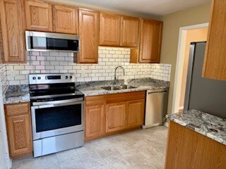 Photo - 8201 Honeysuckle Dr