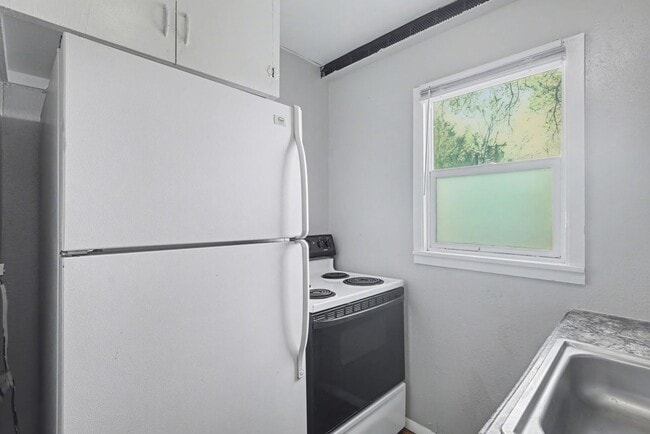 Photo - 207 N Santa Fe Ave