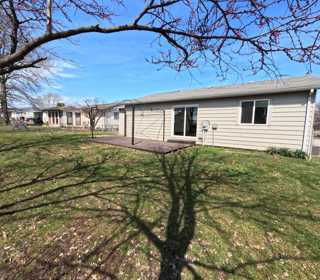 Photo - 310 Roanoke Dr