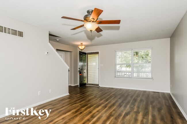 Photo - 1250 Flintshire Ln