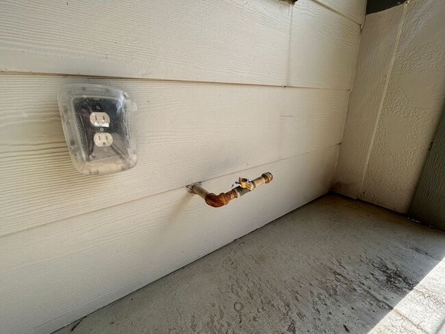 Photo - 2775 Yellow Jasmine Ln