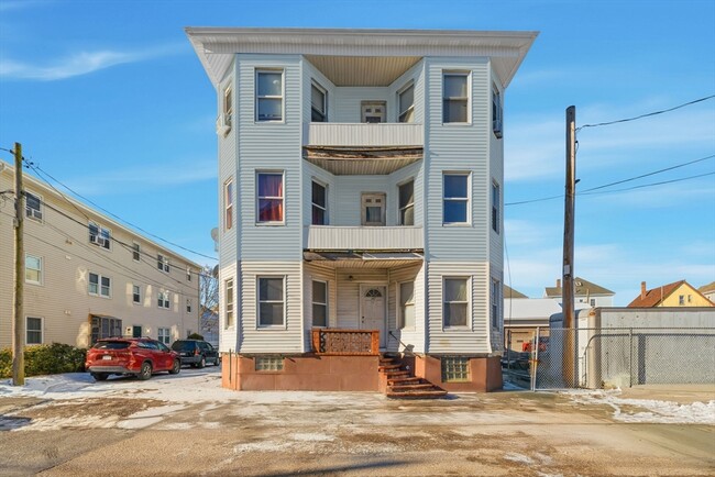 Building Photo - 857 S 1st St Unit 2