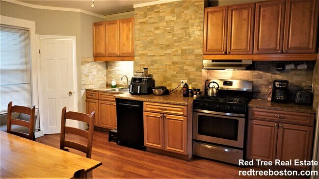 Photo - 268 Athens St Unit 2