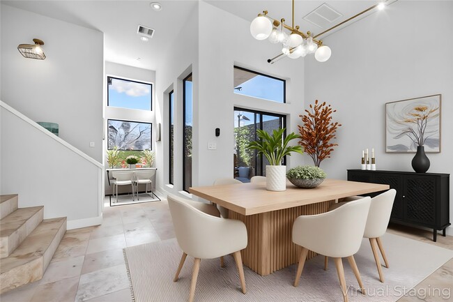 Photo - 2417 Charleston St