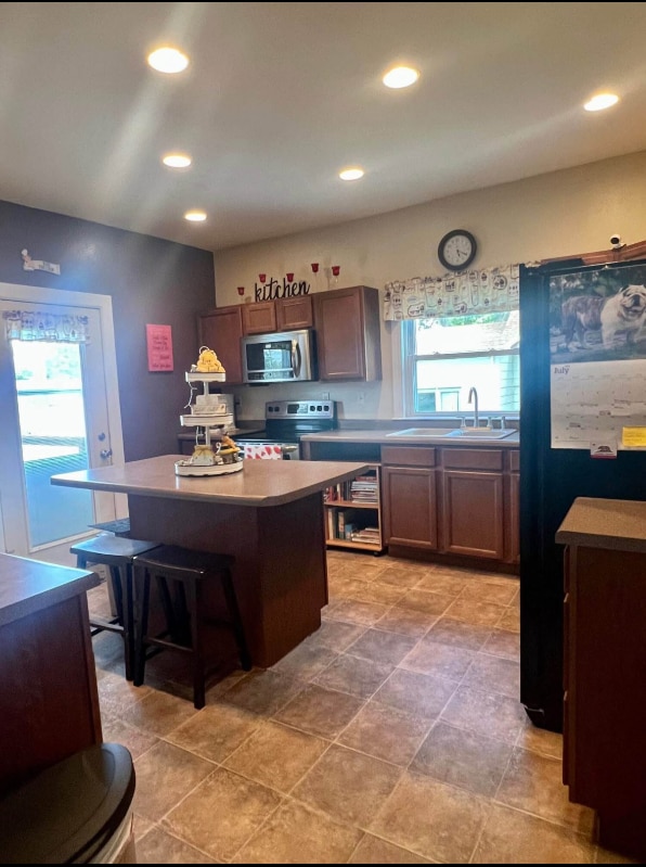 Photo - 1006 S Rowley St