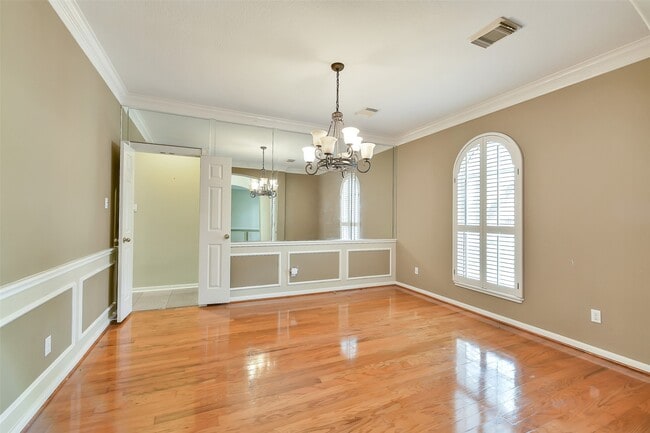 Photo - 5803 Song Ridge Ct
