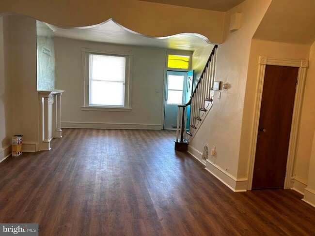 Photo - 606 N 55th St