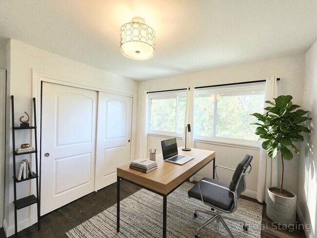 Photo - 3 bedroom 3 bathroom hillside Pacifica home with serene views